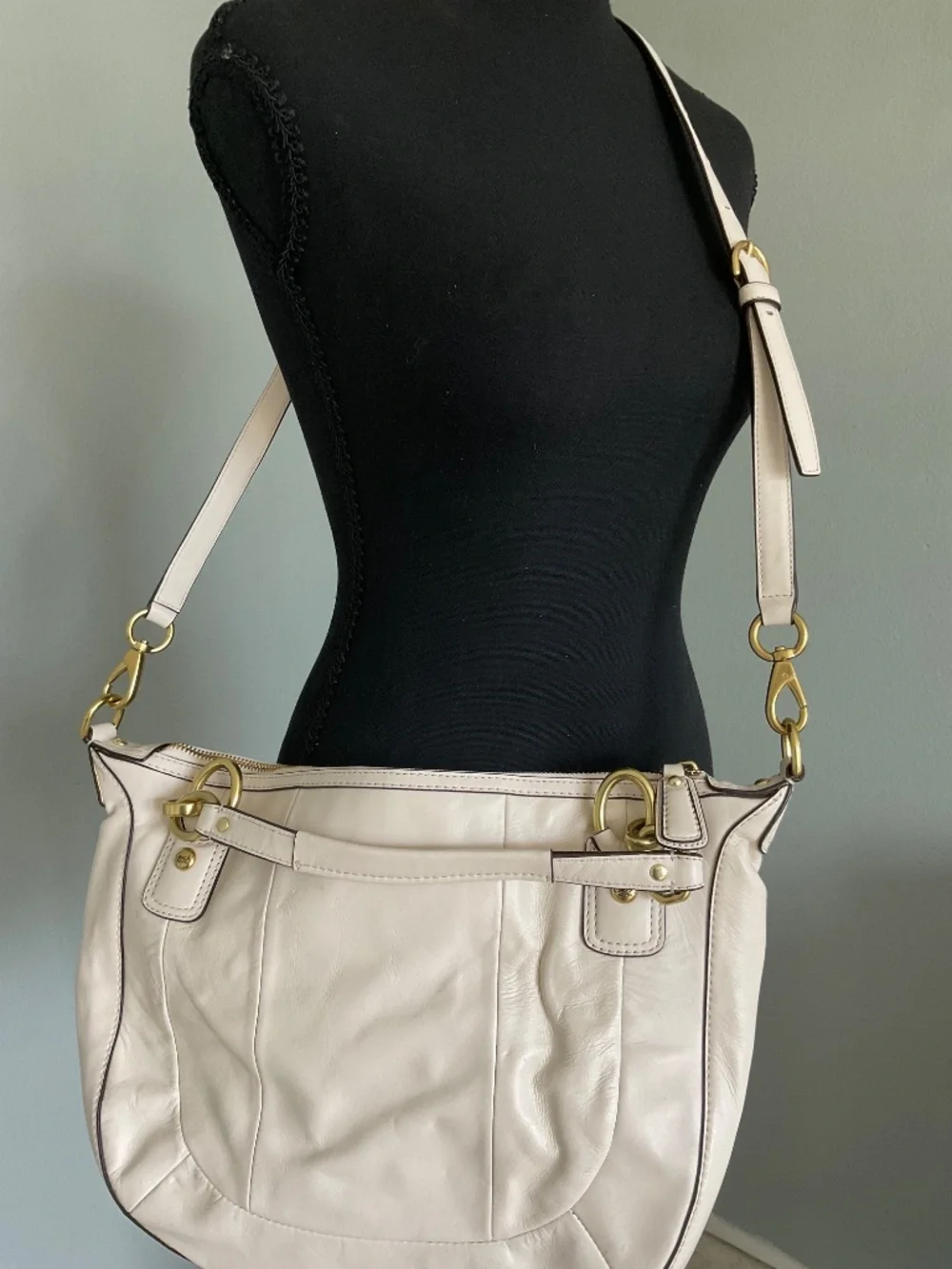 Coach this bag